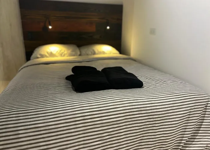 Corcho Rooms